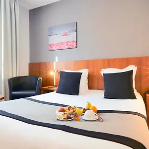 3* Hotel Kyriad Centre Paradis-prefecture