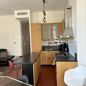 Appartement Historique Vieux Port, Marseilles