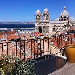 Adoramaar- Le Loft Apartment